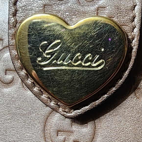 GUCCI GG Heart Signature Long Wallet - Picture 3 of 14